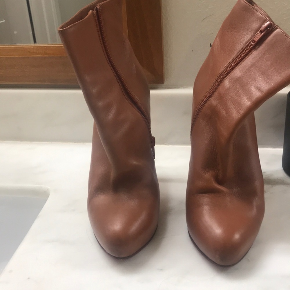 Booties Christian louboutin